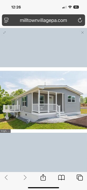 305 W Uwchlan Ave, Unit Lot 79 in Downingtown, PA - Foto de edificio