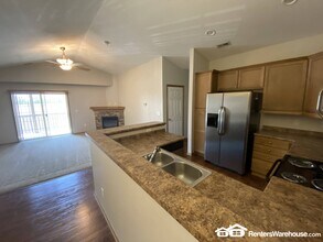 2000 Meadow Ct in Des Moines, IA - Building Photo - Building Photo
