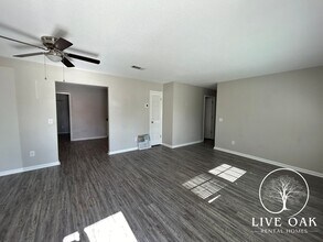 215 Pointe S Dr in Hinesville, GA - Building Photo - Building Photo