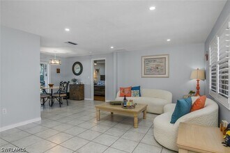 136 Coral Vine Dr in Naples, FL - Building Photo - Building Photo