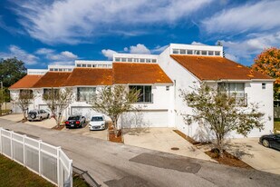 9420 Citrus Glen Pl in Tampa, FL - Building Photo