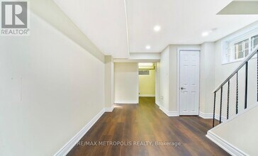 103 Packard Blvd in Toronto, ON - Building Photo - Building Photo