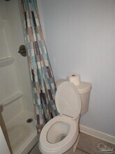 7804 Oak Forest Dr in Pensacola, FL - Building Photo - Building Photo