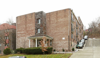 151 Robinson St Apartments