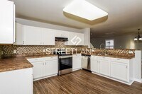 198 Harold Murphy Dr photo'