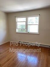 7-9-9 Eden Dr in Danbury, CT - Building Photo - Building Photo