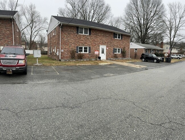 property at 3 Oak St
