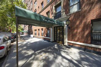 105 W 73rd St in New York, NY - Foto de edificio - Building Photo
