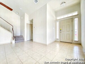 723 Spectrum Dr in New Braunfels, TX - Building Photo - Building Photo