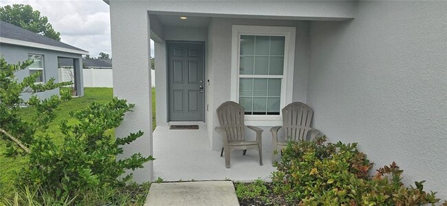 6738 Hanworth Ln in Zephyrhills, FL - Building Photo - Building Photo