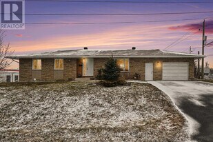 1149 Parisien St in Ottawa, ON - Building Photo