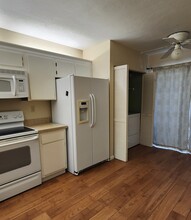 1814 Kings Lake Blvd in Naples, FL - Building Photo - Building Photo