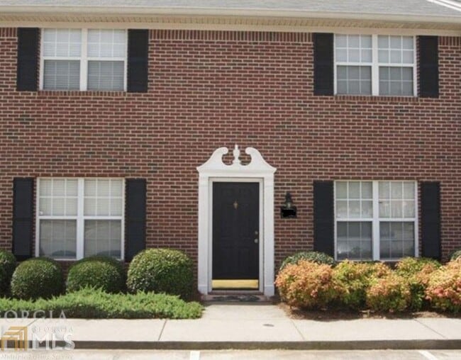 2828 Florence Dr
