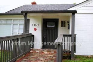 1310 Fairview Ave in Winter Park, FL - Building Photo