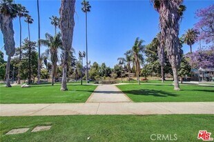 1856 W 14th St in Los Angeles, CA - Building Photo