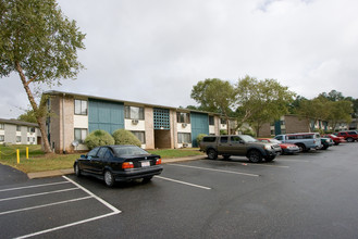 Dover Apartments in Raleigh, NC - Building Photo - Building Photo