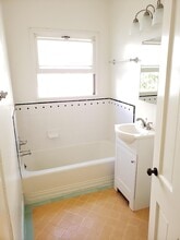 1726 La Senda Pl, Unit 1726 in South Pasadena, CA - Building Photo - Building Photo