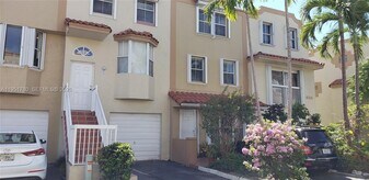 8620 NW 3rd Ln in Miami, FL - Building Photo