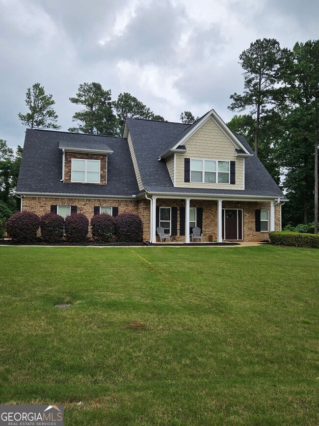 property at 10 Laurel Ridge