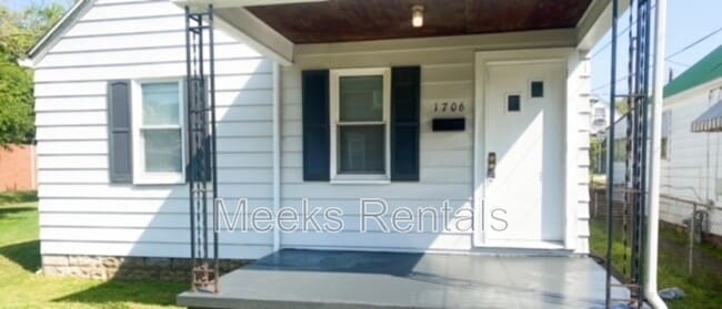 property at 1706 Buffington Ave