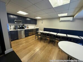 312 Shirley St, Unit 106 in Winthrop, MA - Building Photo - Building Photo