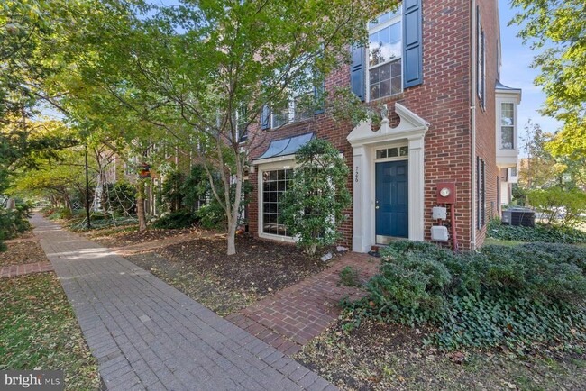 property at 726 Catts Tavern Dr