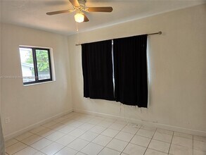 7785 SW 36th St in Miami, FL - Building Photo - Building Photo