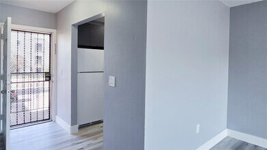 45 W 23rd St in Hialeah, FL - Building Photo - Building Photo