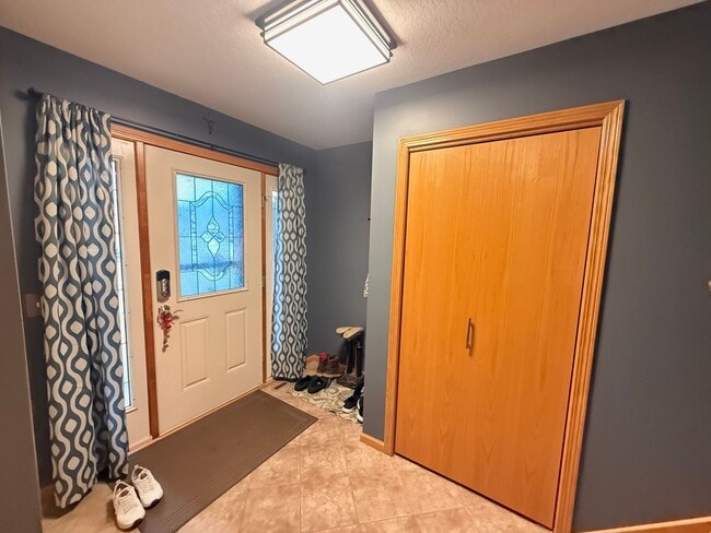 331 Brookestone Dr SE in Rochester, MN - Building Photo - Building Photo