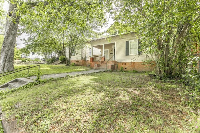 1374 Ross St in Macon, GA - Building Photo - Building Photo
