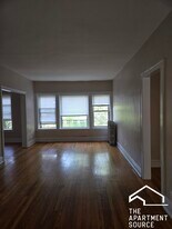 918 Reba Pl in Evanston, IL - Building Photo