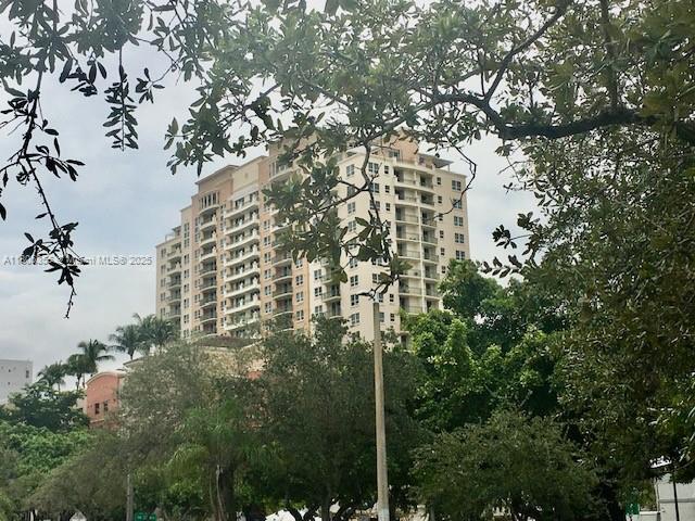 3232 SW 22nd Terrace in Miami, FL - Building Photo - Building Photo