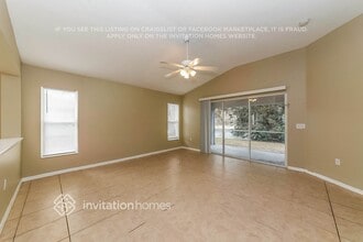 11801 Acorn Woods Terrace, Unit A-122 in Lakewood Ranch, FL - Building Photo - Building Photo