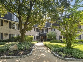 The Madison Apartments in Westwood, NJ - Building Photo - Building Photo