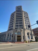 Elgin Tower Lofts Apartments