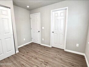 526 N Sergeant Ave in Joplin, MO - Building Photo - Building Photo