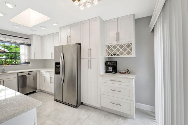 9311 Longmeadow Cir in Boynton Beach, FL - Building Photo - Building Photo