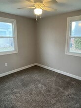 1311 39th St in Moline, IL - Building Photo - Building Photo