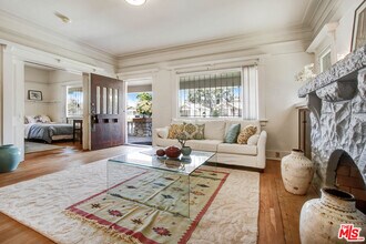 1246 W 48th St in Los Angeles, CA - Building Photo - Building Photo