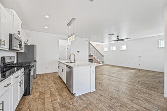 3651 Sandy Brook Dr in Round Rock, TX - Building Photo - Building Photo