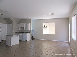 8552 Amber Star St in Las Vegas, NV - Building Photo - Building Photo