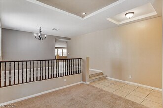 656 Doubleshot Ln in Henderson, NV - Building Photo - Building Photo