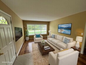 5611 S Quincy St in Hinsdale, IL - Building Photo - Building Photo