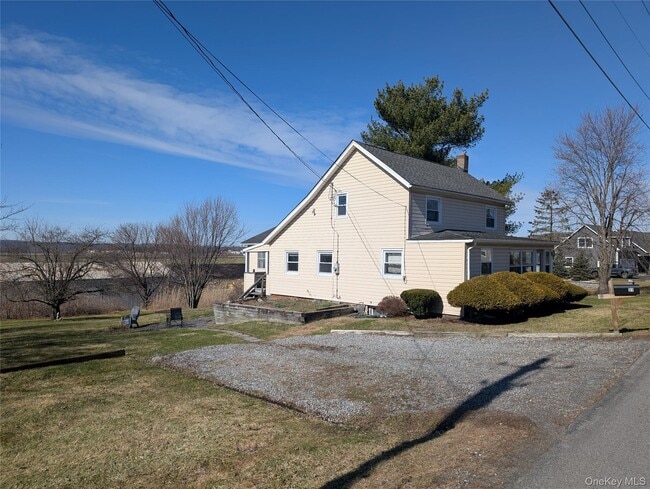 21 Maloney Ln in Goshen, NY - Building Photo - Building Photo