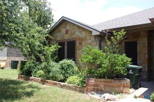 167 Chering Dr in Belton, TX - Building Photo