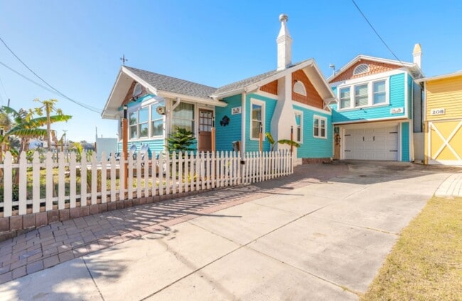 property at 212 S Wild Olive Ave