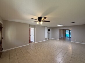 940 Candlestick Dr in Pensacola, FL - Building Photo - Building Photo