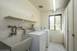 843 Westmoreland Dr, Unit 10 in Vernon Hills, IL - Building Photo - Building Photo