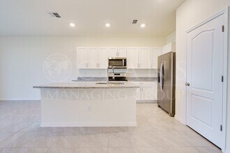 155 Reena Dr in Daytona Beach, FL - Building Photo - Building Photo