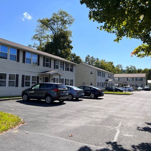 Creekside Apartments in Pine Grove, PA - Building Photo